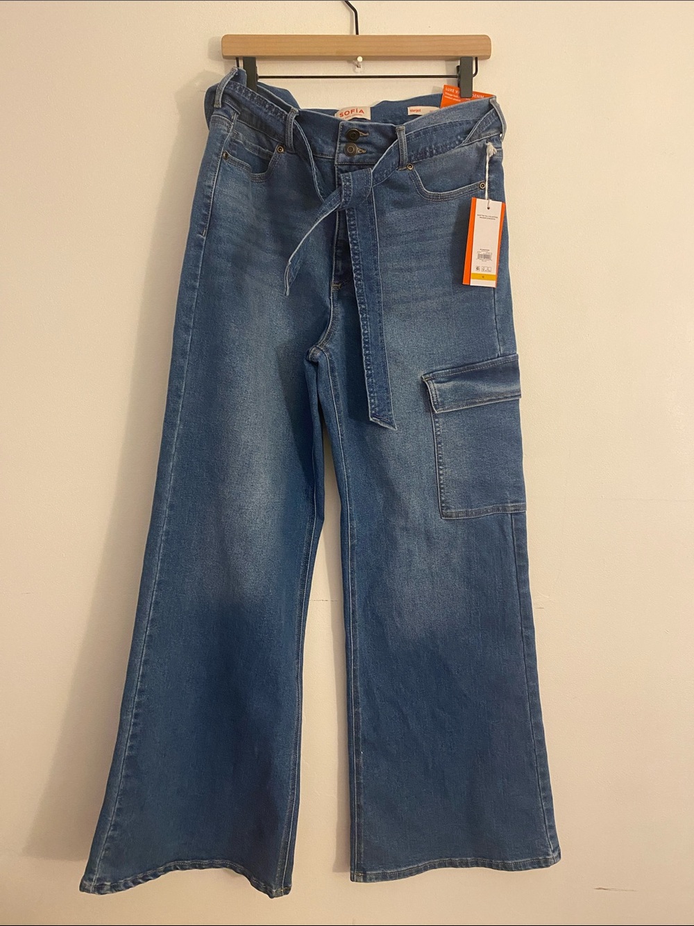 sofia by sofia vergara Blue Wide-Leg Cargo Jeans with Belt